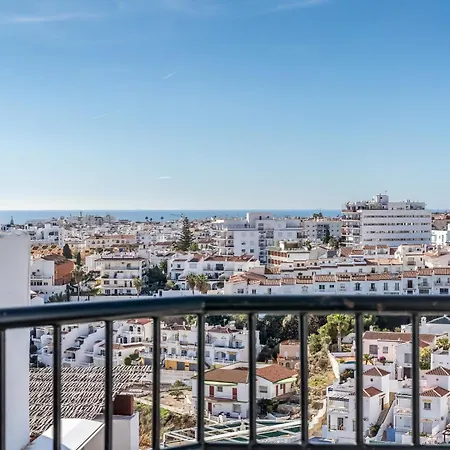 Daire Sea View With 3 Terraces Near Burriana Nerja